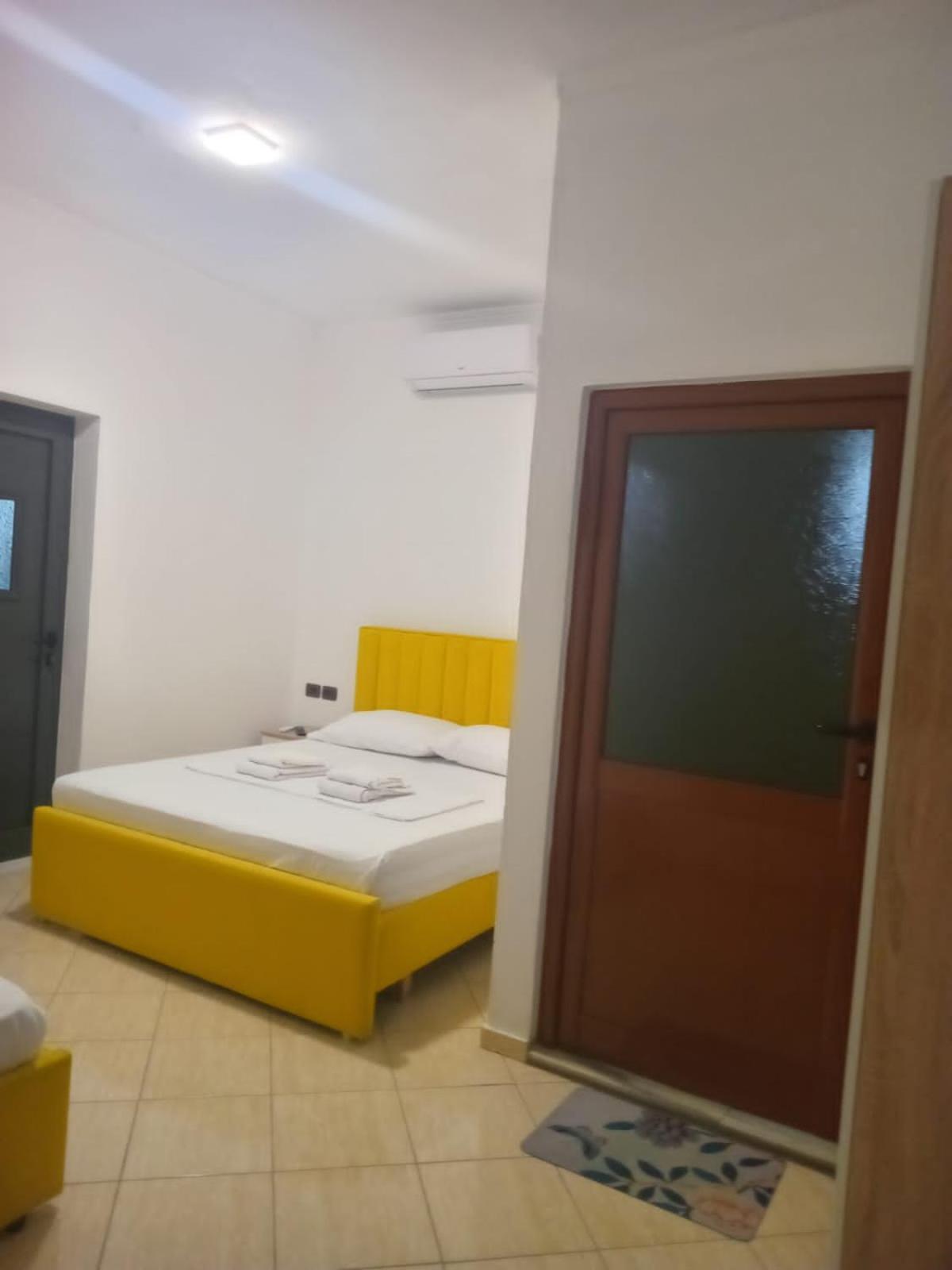 Hotel Eno Permet Exterior photo